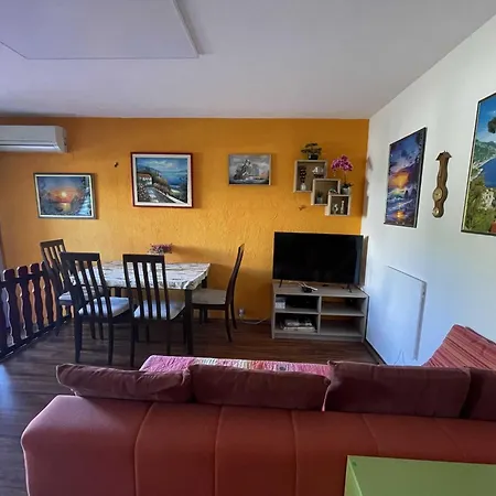 Classic And Modern With Terrace And Bbq Umag