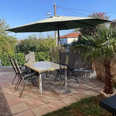 Classic And Modern With Terrace And Bbq *