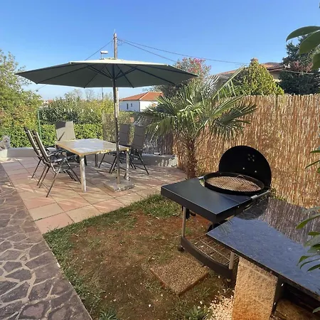 Apartmán Classic And Modern With Terrace And Bbq *